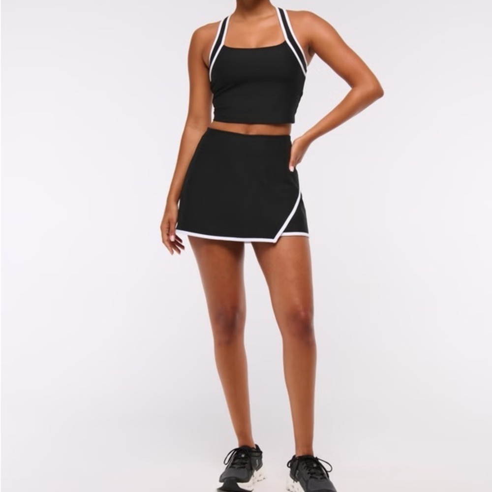 Abercrombie & Fitch YPB sculptLUX Lined Wrap Skirt